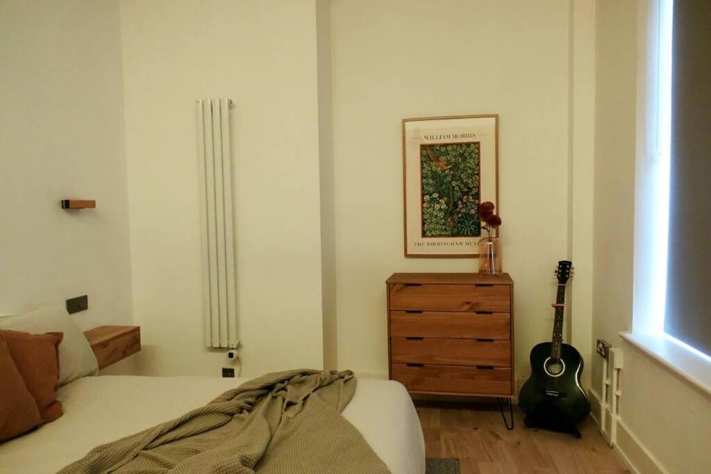 Stylish City-Centre Apartment With Balcony Λίβερπουλ Εξωτερικό φωτογραφία